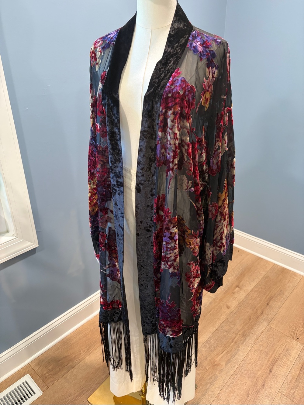 Cacique Floral Burnout Velvet Fringe Kimono Duster Black Burgundy Plus 18/20 - Picture 2 of 9